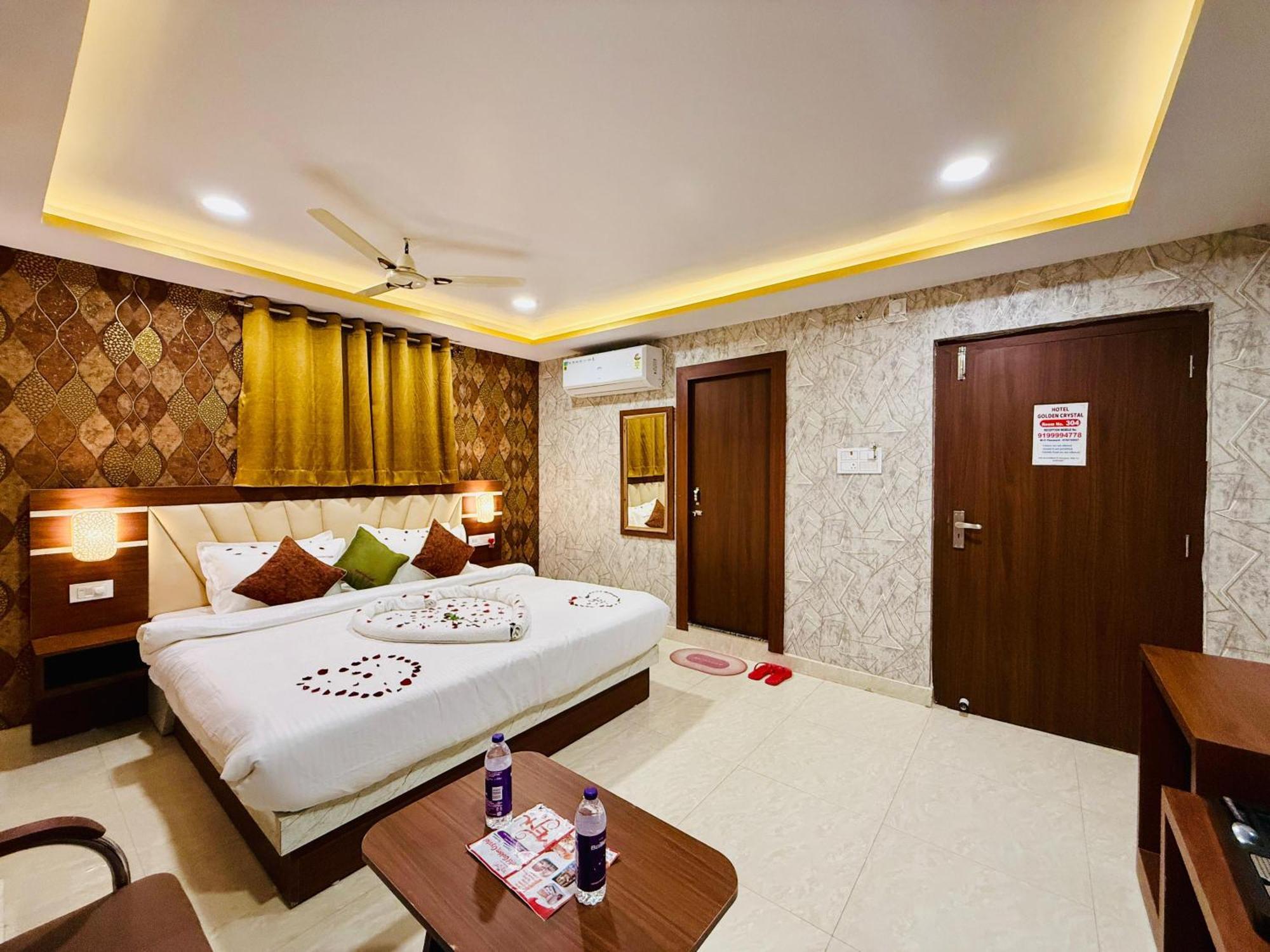 Hotel Golden Crystal Patna  Exterior foto